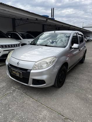 RENAULT SANDERO 1.0 EXPRESSION 16V FLEX 4P MANUAL RENAULT SANDERO 1.0 EXPRESSION 16V FLEX 4P MANUAL